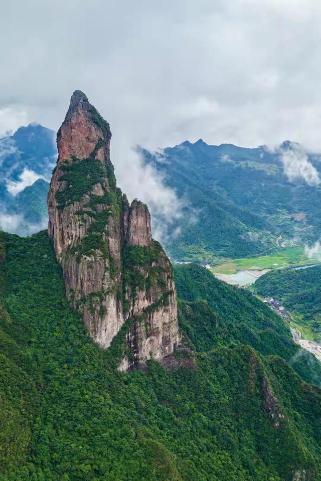 为什么现在炒股的人越来越多，真能在股市赚到钱吗？